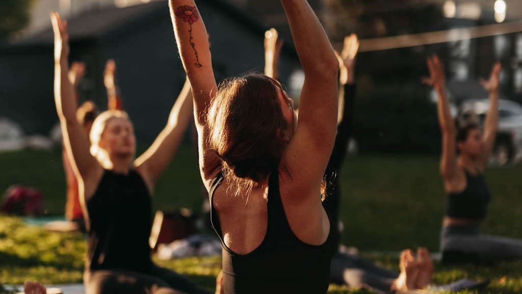 10 razlogov zakaj bi moral/a iti na yoga retreat v Sloveniji